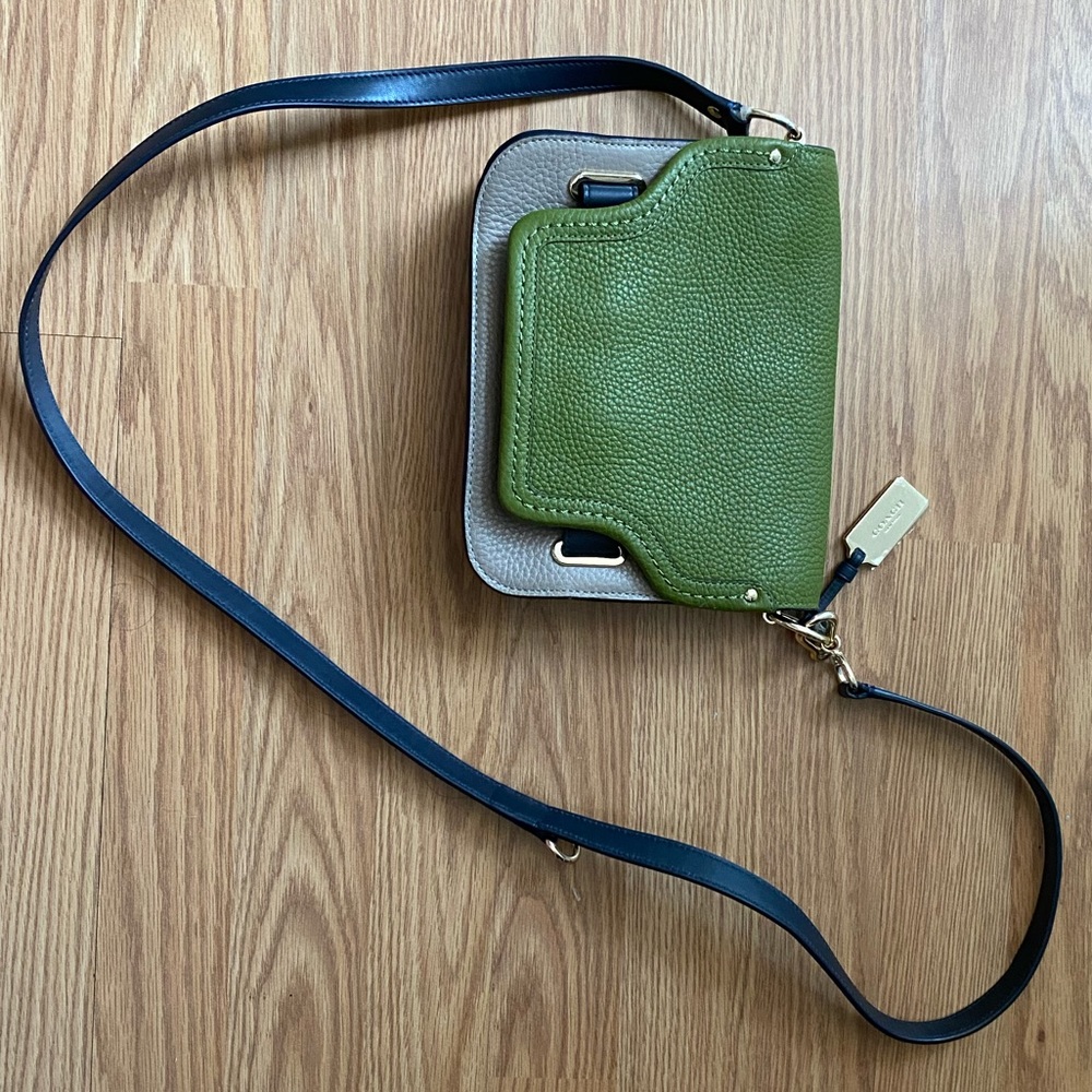 Coach Swagger Shoulder Bag, Leather (Never Used)